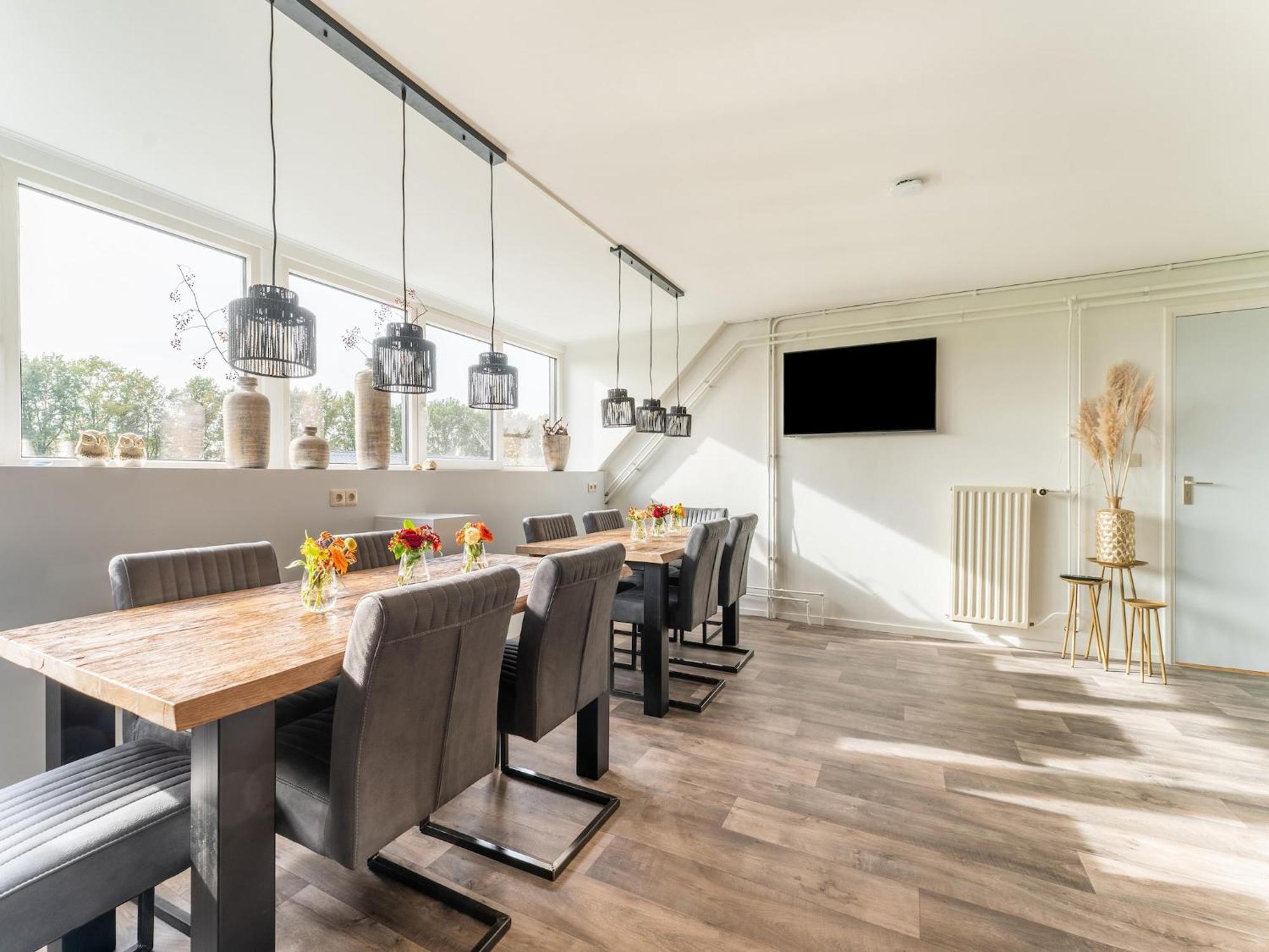 Spacious Farmhouse In Silvolde With Garden Eksteriør bilde