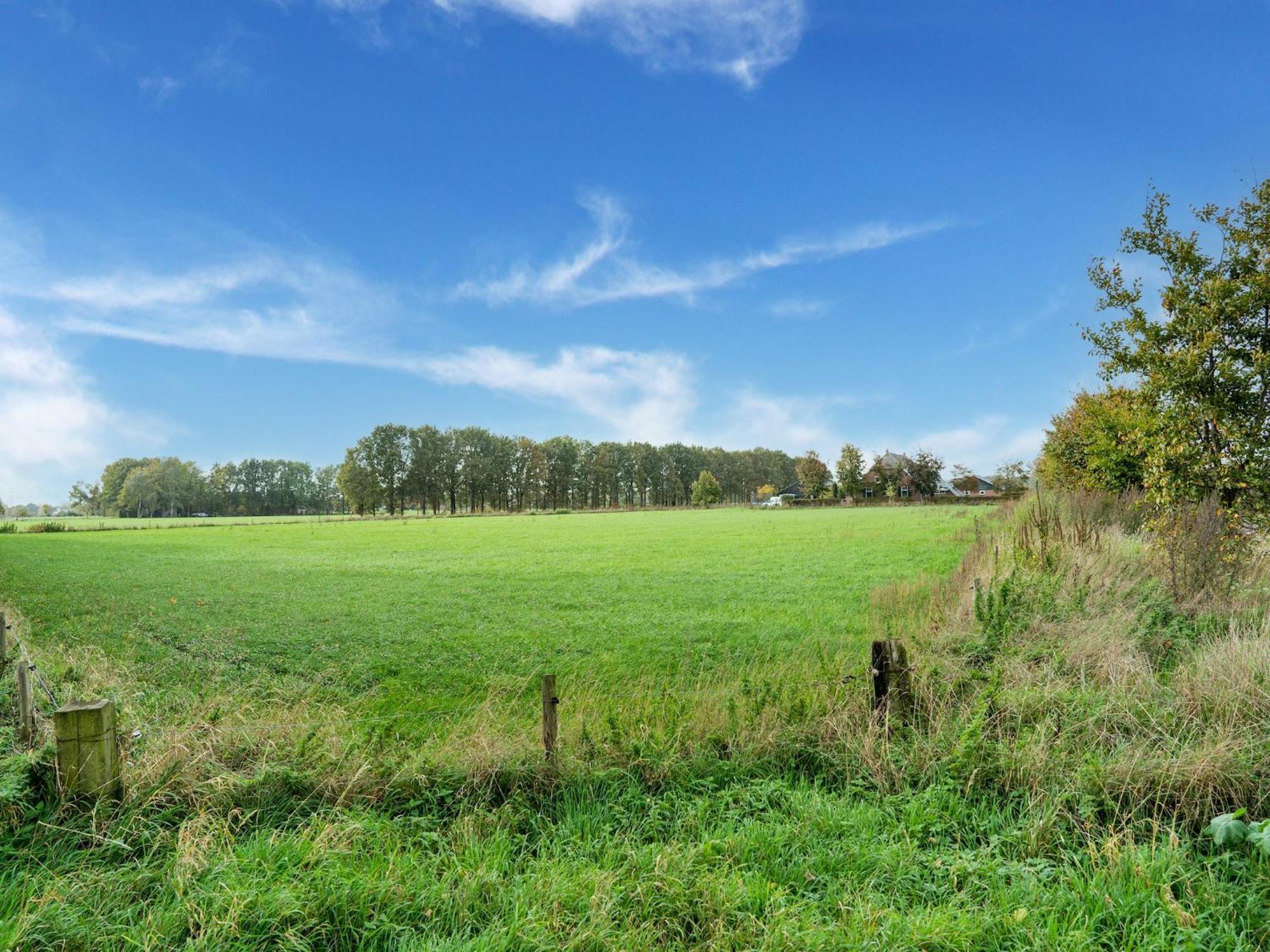 Spacious Farmhouse In Silvolde With Garden Eksteriør bilde